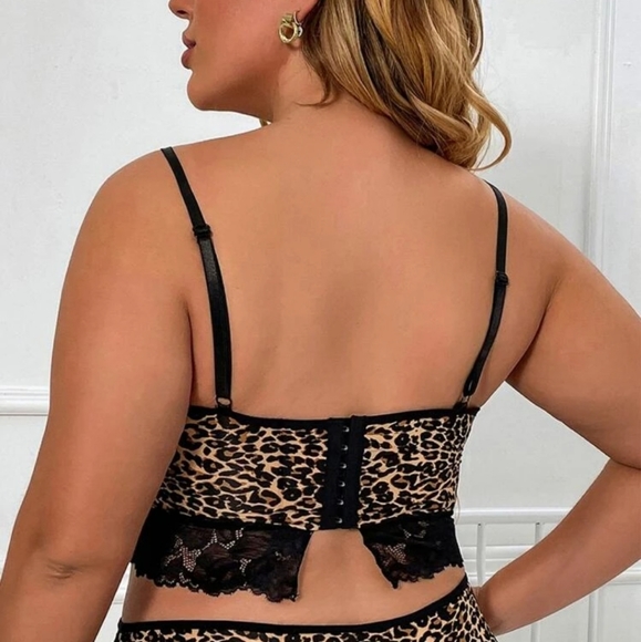 🦋3/$23🦋1XL Plus Leopard Contrast Lace Bra - SHEIN - Picture 2 of 5